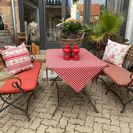 Gästehaus Sellemols Ferienwohnung Korbmacher Heuchelheim-Klingen Exterior foto