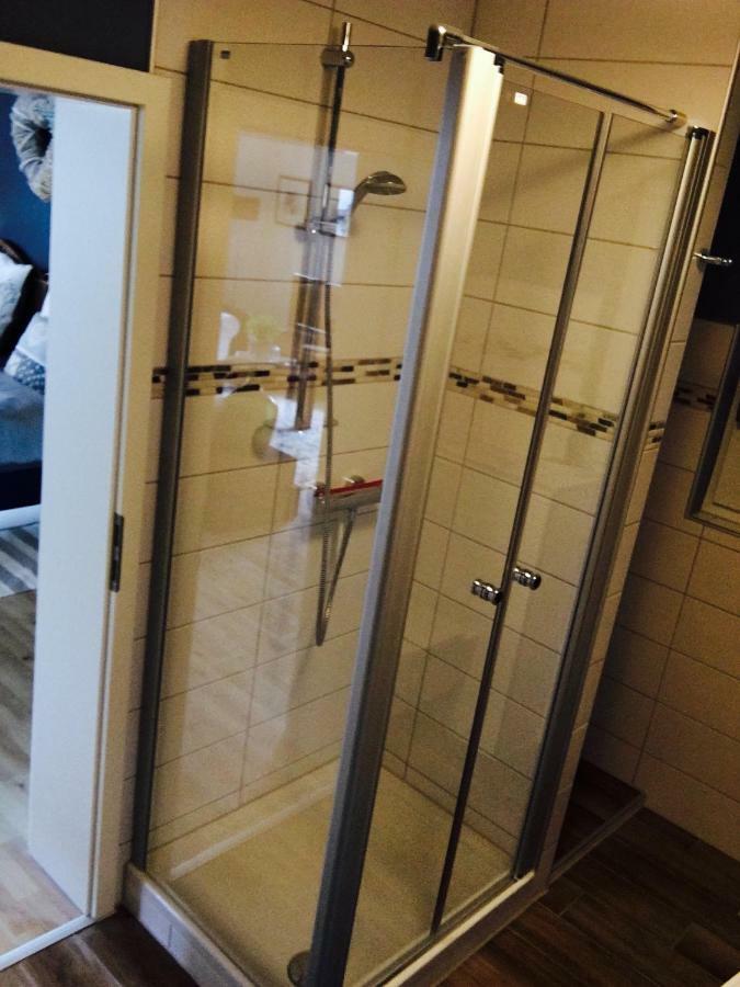 Gästehaus Sellemols Ferienwohnung Korbmacher Heuchelheim-Klingen Exterior foto